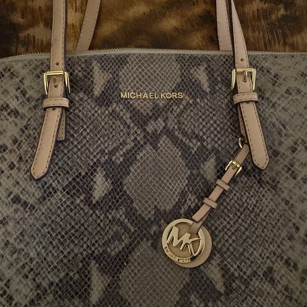 Michael kors bag